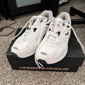 Size 8.5 Avia Running Shoes